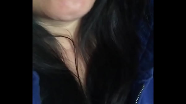 Tetona súper rica de rica como una puta muy sexy ella es mi hermanastra crystal y es la de casa